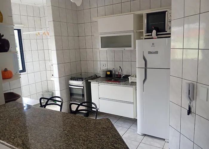 Apto Ubatuba - Toninhas ao lado da AFPESP